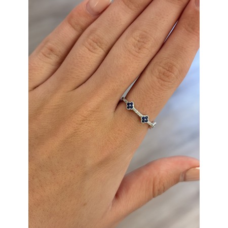 Anillo Oro Blanco Zafiros y Brillantes