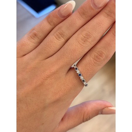 Anillo Oro Blanco y Zafiros